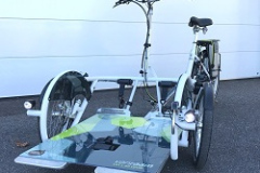 ursula-schueler-rollstuhlfahrtendienst-rollstuhlfahrrad-jenny-1