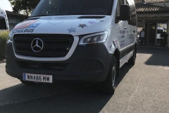 ursula-schueler-rollstuhlfahrtendienst-bus-vip-sprinter-lavendel-front-rotated