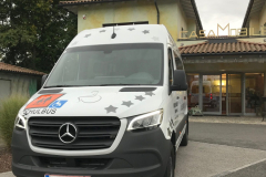 ursula-schueler-rollstuhlfahrtendienst-bus-vip-sprinter-silber-front-rotated