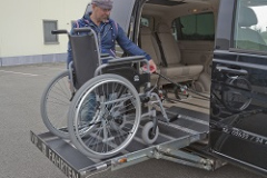 ursula-schueler-rollstuhlfahrtendienst-bus-viano-vip-bus-6