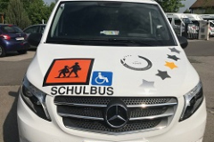 ursula-schueler-rollstuhlfahrtendienst-bus-vip-vito-traffic-dottergelb-3