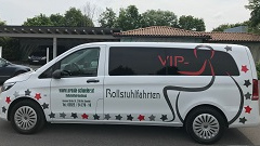 ursula-schueler-rollstuhlfahrtendienst-bus-vip-vito-traffic-kardinalrot-1